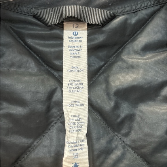 Lululemon Athletica Black Quilted Vest - Picture 4 of 4